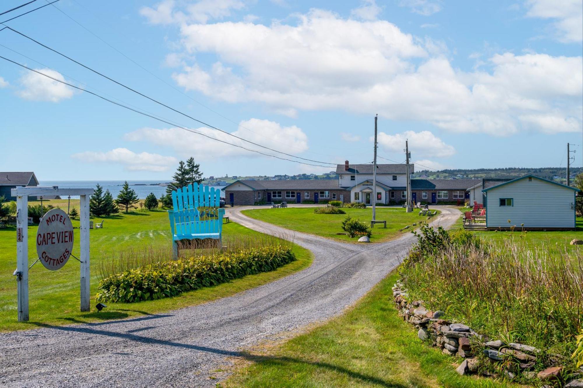 Cape View Motel&Cottages Mavilette Exteriör bild